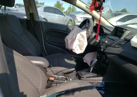 2019 Ford Fiesta Se z USA, uszkodzony, nr VIN 3FADP4BJ3KM149194